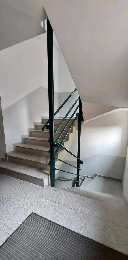 Bright & Lovely Apartment In The City Center Pristina Extérieur photo